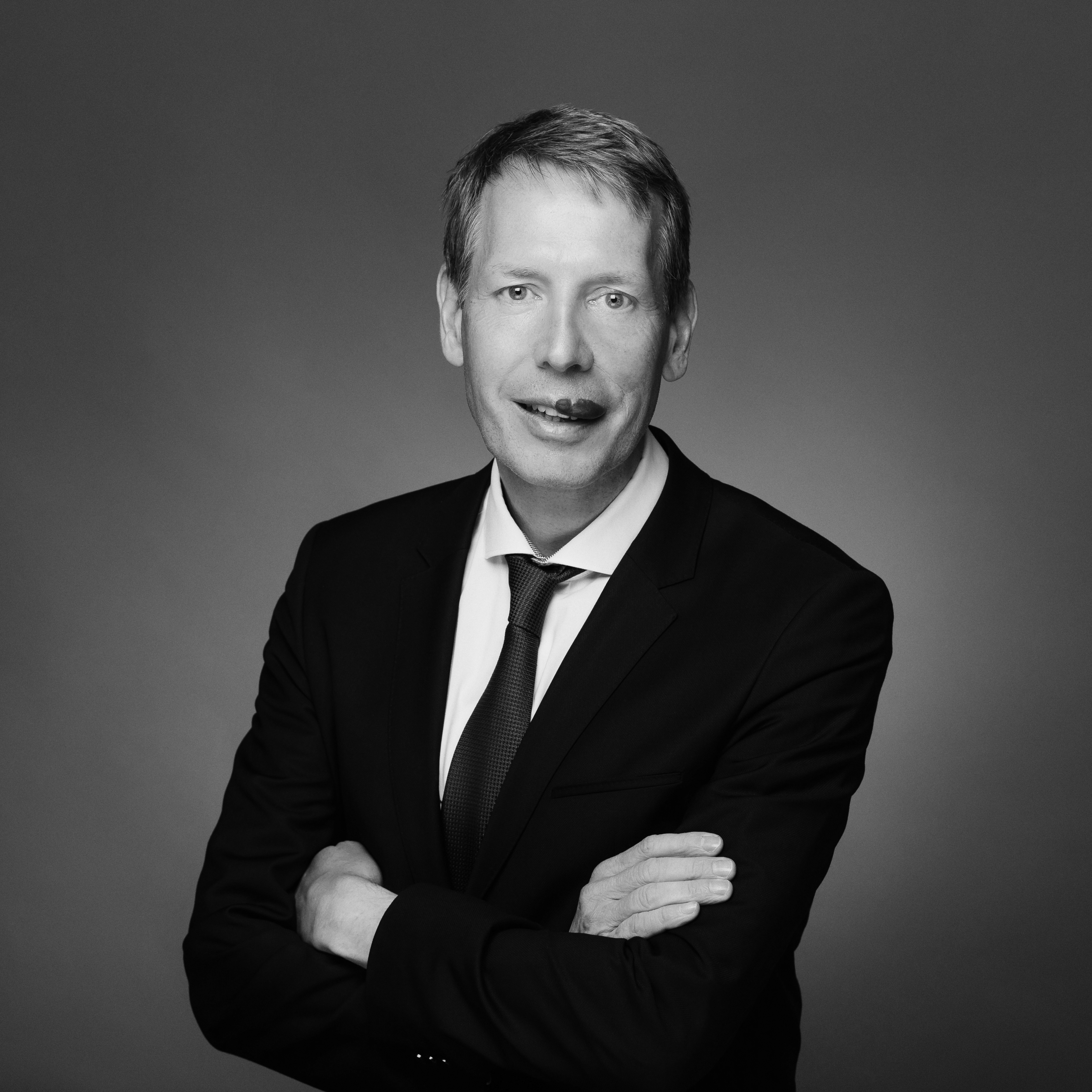 Photo of CEO Dr. Steffen Hörter